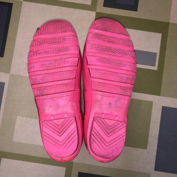 HUNTER Hot Pink Tall Gloss Tain Boots - Picture 8 of 8